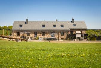 Vakantiehuis voor 12 personen op een boerderij in de Ardennen (Amblve)