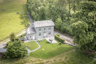 Luxe villa in Ciney, Ardennen: perfect voor 10 personen met sauna, tuin en nabij bezienswaardigheden
