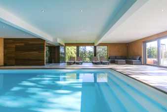 Prachtig vakantiehuis met zwembad en panoramisch uitzicht voor 10 personen bijTrois-Ponts